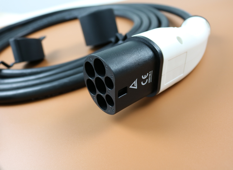 ext_cable